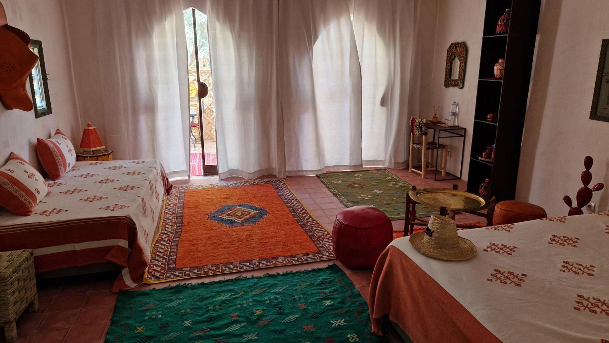 לינה וארוחת בוקר טרודאנט Les Trois Paons מראה חיצוני תמונה